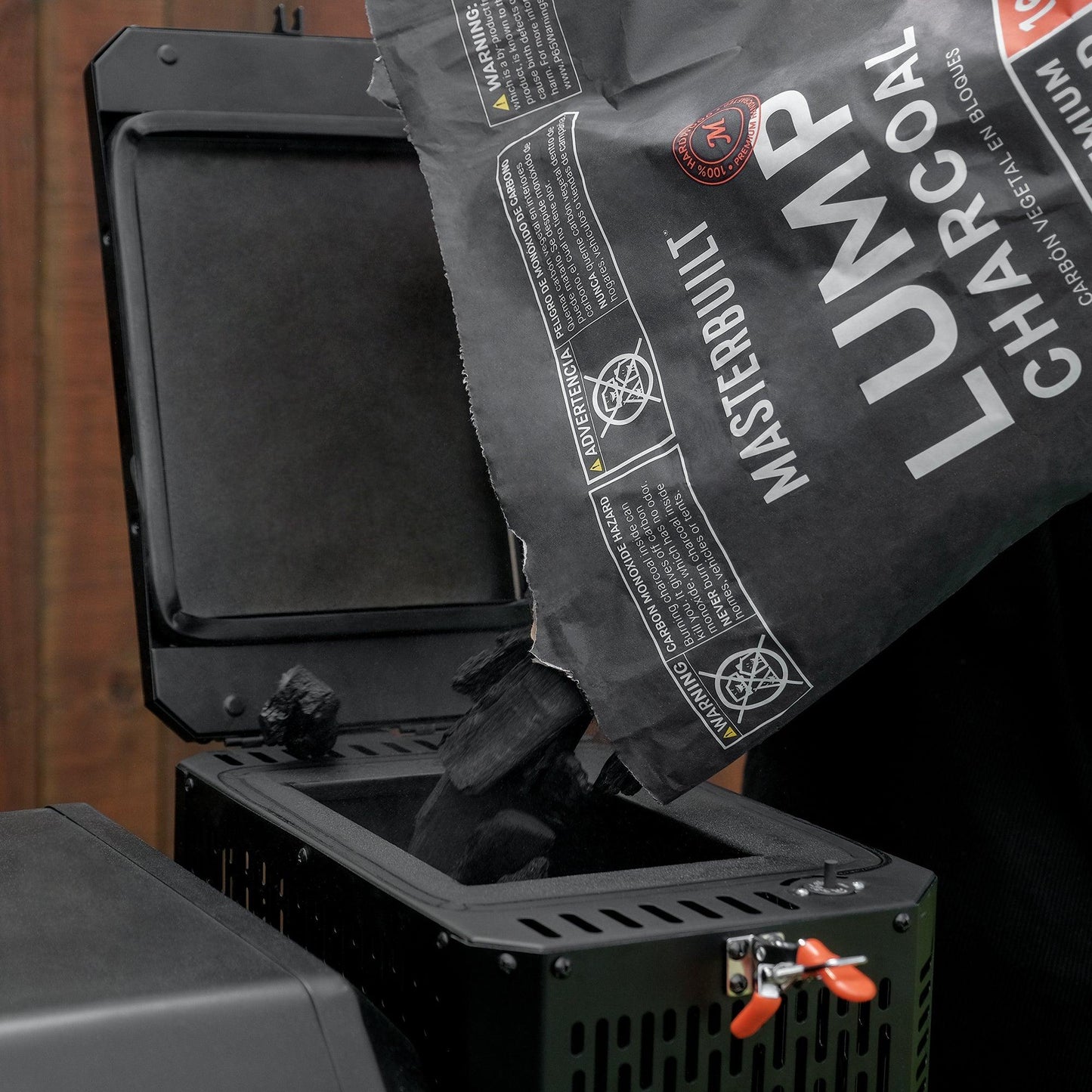 Masterbuilt 800 GravityFed BBQ with Pitmaster Pack