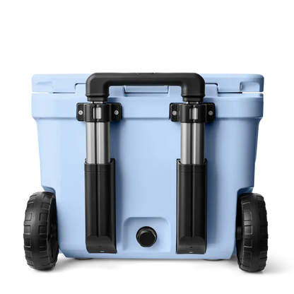 Yeti Roadie 32 Cooler Box in Big Sky Blue